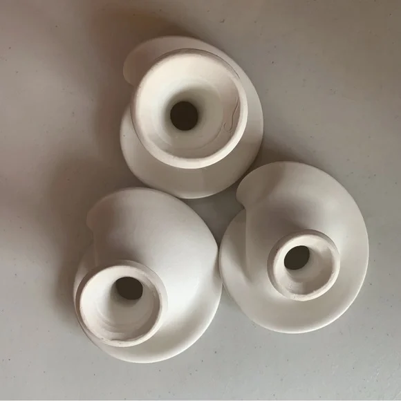 Set of 3 Calla Lily Tapered Candle Holders Studio Artist Pottery signed - Picture 4 of 10